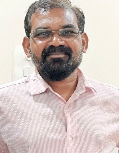Dr. Manik Gedam